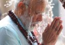 नमो भारत..भाग-01 : PM मोदी दायां हाथ हिलाकर बाएं हाथ से थप्पड़ मारते हैं…