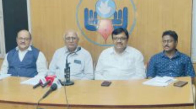आतंकवाद के समूल नाश और बस्तर के समग्र विकास के लिए देश के इन प्रमुख बुद्धिजीवियों और संस्थाओं द्वारा खुला पत्र जारी