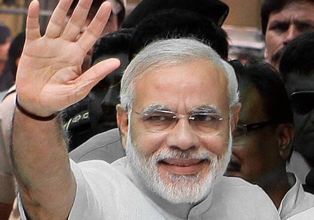 दिलीप सी मंडल : मोदी की इंग्लिश.. विनोद क्या बताएगा, मैं बताता हूँ…
