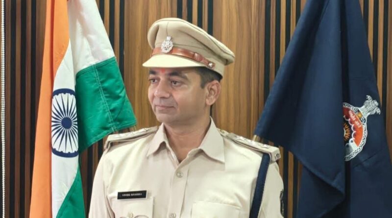 विवेक शर्मा : “मार पड़ेगी वाली फिलिंग फिर से आ जाए” ..मार से तो अच्छे अच्छे सुधर जाते हैं.. भय बिनु होय न प्रीति