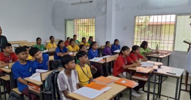 शिक्षक दिवस पर कलेक्टर कुणाल दुदावत बने शिक्षक, विद्यार्थियों को पढ़ाया मेहनत और अनुशासन का पाठ